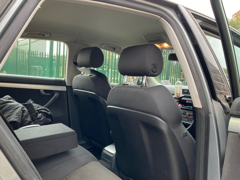 Audi, A4, Saloon, 2006, Manual, 1968 (cc), 4 doors