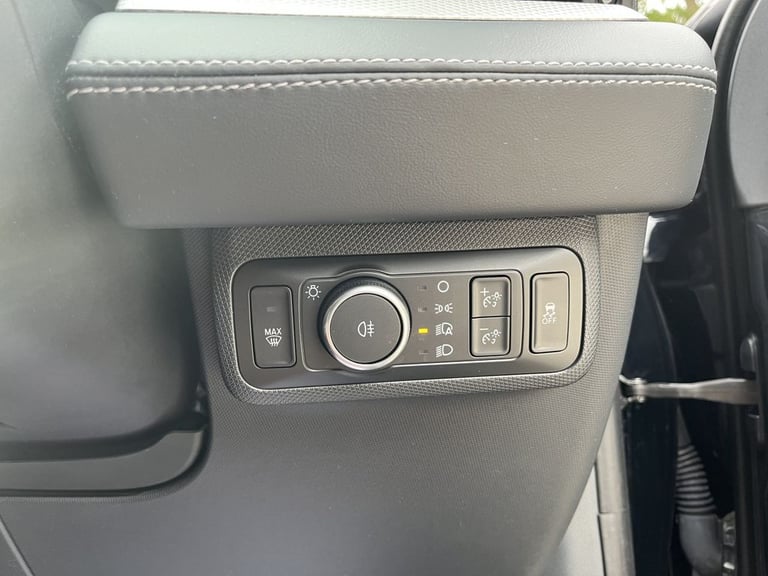2023 Ford Mustang Mach-E Standard Range 70kWh SUV 5dr Electric Automatic (269 ps) HATCHBACK ELECT...