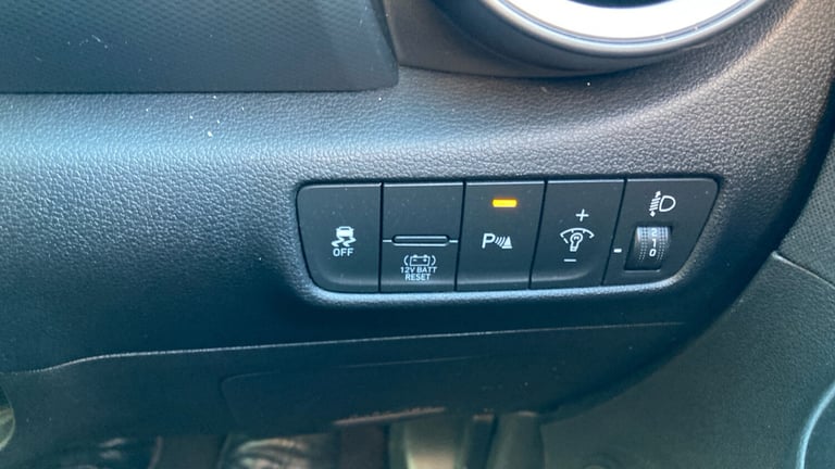 2022 Hyundai KONA 1.6 GDi Hybrid Premium 5dr DCT HATCHBACK PETROL/ELECTRIC Automatic