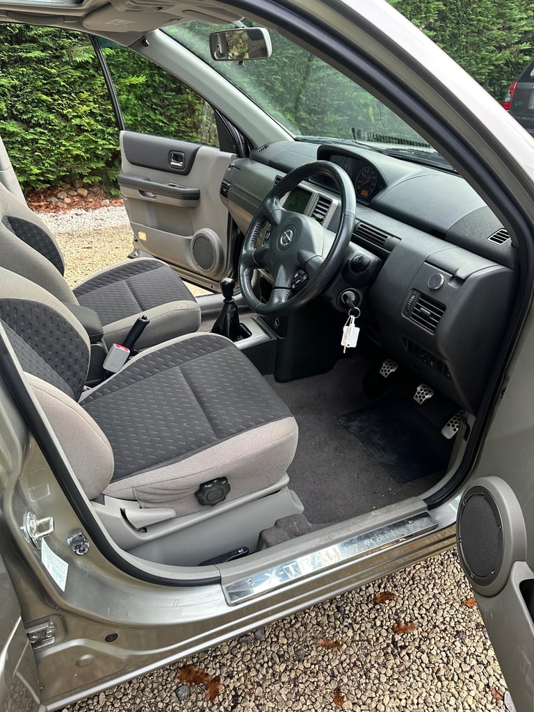 2006 Nissan X-Trail 2.2 dCi 136 Columbia 5dr ESTATE Diesel Manual