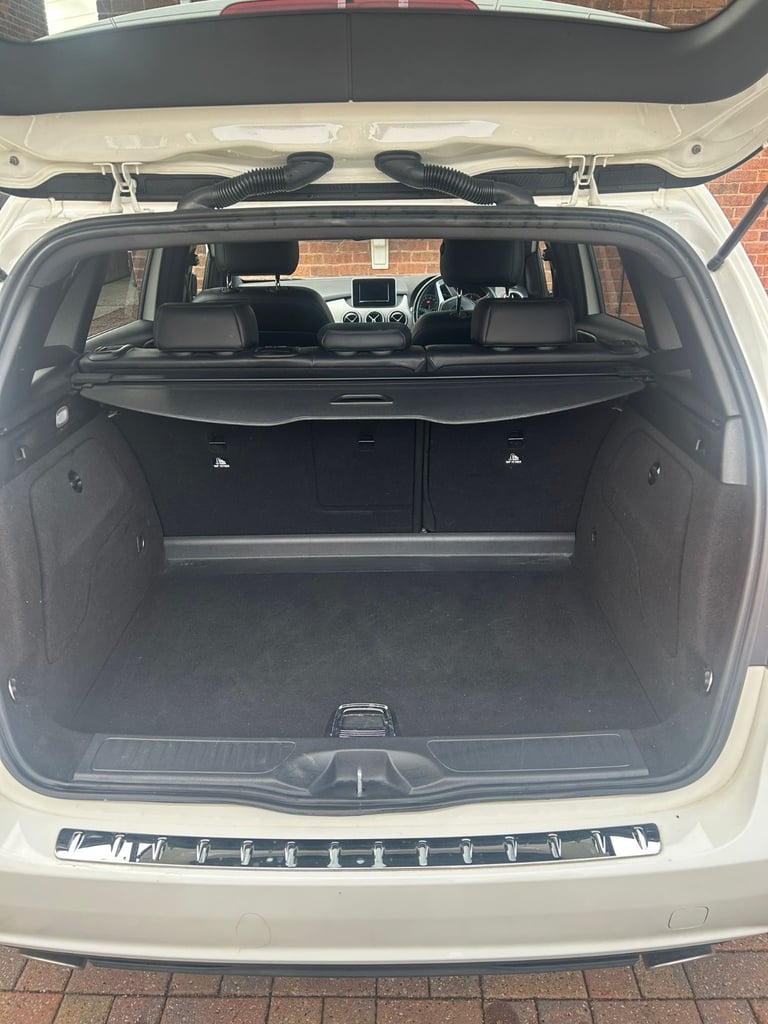 Mercedes-Benz, B CLASS, MPV, 2012, Manual, 1796 (cc), 5 doors