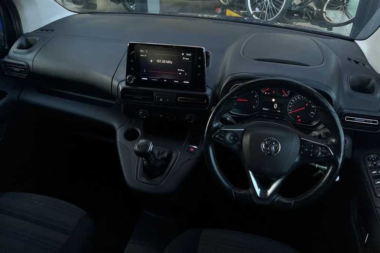 2022 Vauxhall Combo Life 1.5 TURBO D SE 5DR [7 SEAT] MPV Diesel Manual
