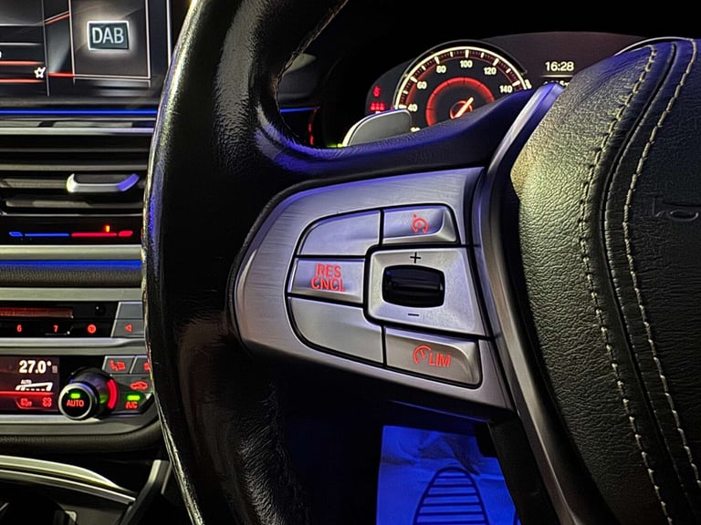 2017 BMW 7 Series 740d xDrive M Sport 4dr Auto SALOON DIESEL Automatic