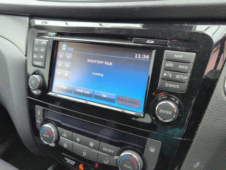 2017 Nissan Qashqai 1.2 DIG-T N-Connecta SUV 5dr Petrol XTRON Euro 6 (s/s) (115 ps) HILL START HA...