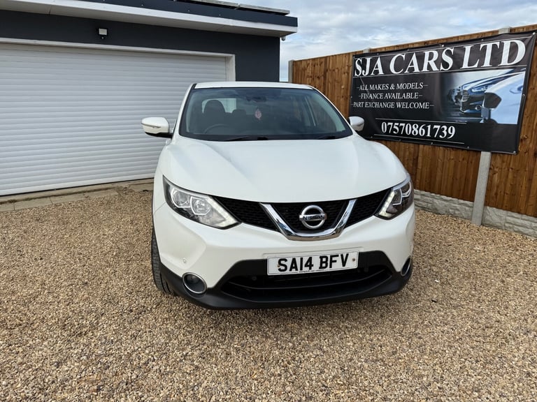 2014 Nissan Qashqai 1.2 DiG-T Acenta [Smart Vision Pack] 5dr HATCHBACK Petrol Manual