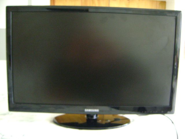 Samsung 21 inch portable TV