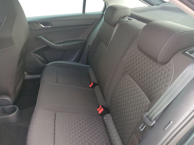  Skoda Rapid 1.2 TSI Sport Euro 6 (s/s) 5dr Petrol Manual