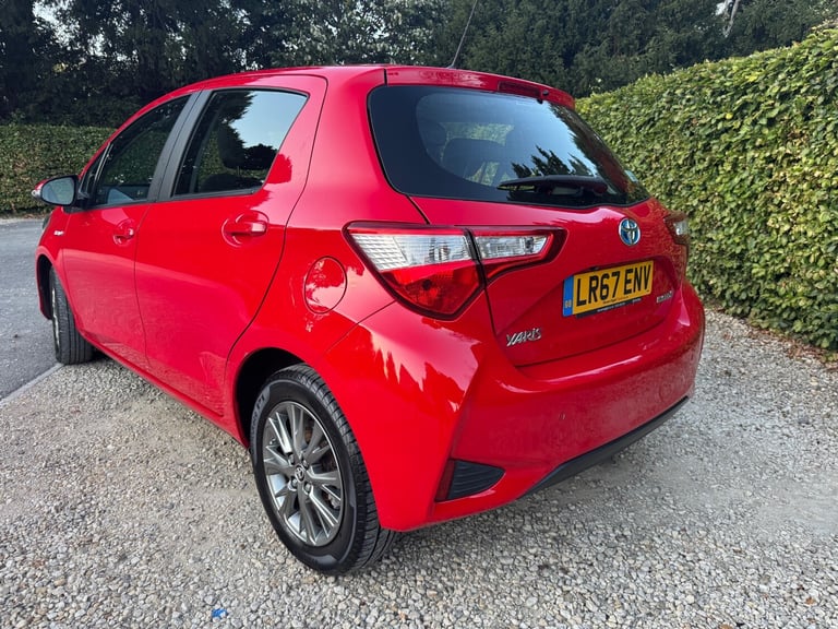 2017 Toyota Yaris 1.5 Hybrid Icon Tech 5dr CVT HATCHBACK Petrol/Electric Hybrid Automatic