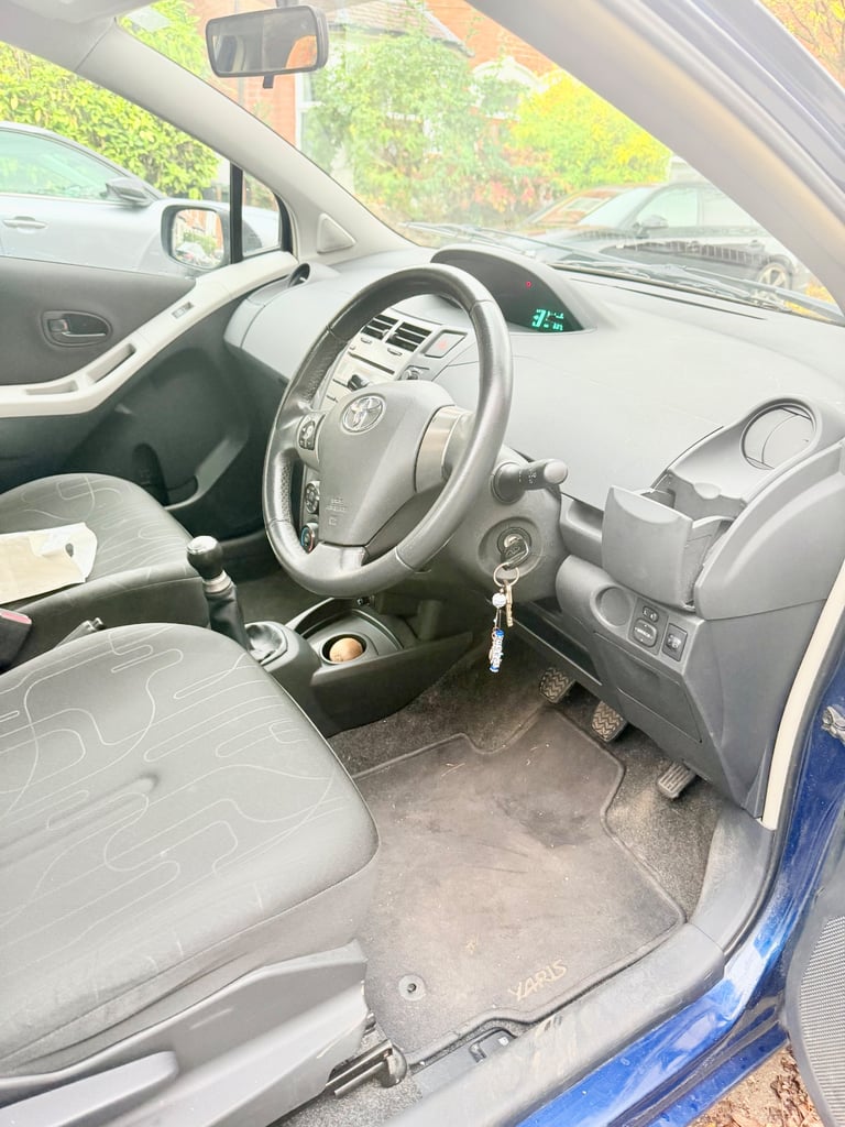 Toyota, YARIS, Hatchback, 2009, Manual, 998 (cc), 5 doors