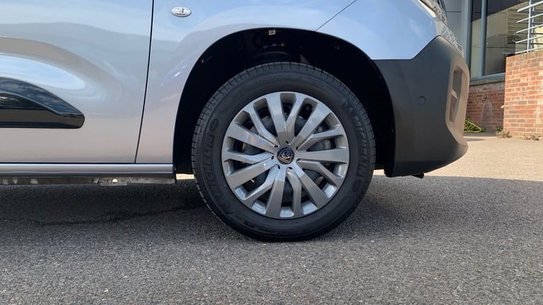 2024 Peugeot Partner 1.5 BlueHDi 1000 Asphalt Standard Panel Van 5dr Diesel EAT8 SWB Euro 6 (s/s ...