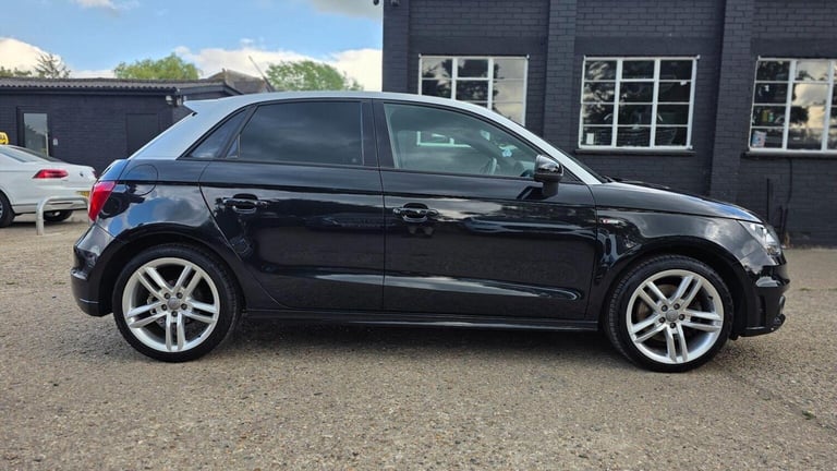 AUDI A1 1.4 TFSI S line Sportback S Tronic Euro 5 5dr 2012