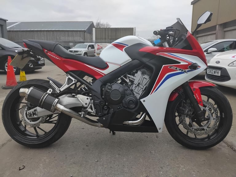 2015 15 HONDA CBR 650 FA-E CBR650 SPORTS TOURER 26k MILES NEW MOT CBR650F
