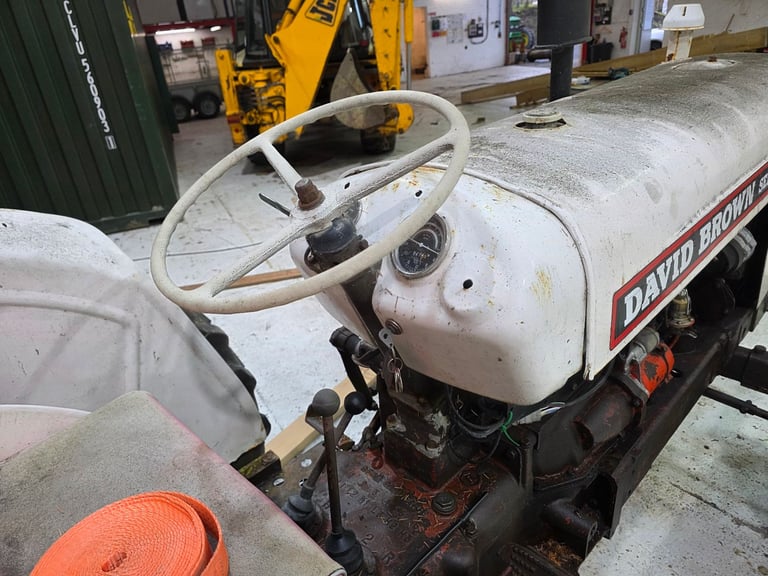 David Brown 990 vintage tractor 