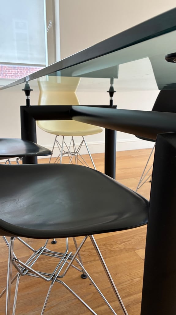 Le Corbusier style LC6 glass top dining table and chairs 