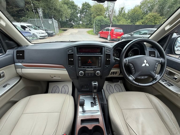 2013 Mitsubishi Shogun 3.2 DI-DC [197] SG3 5dr Auto ESTATE DIESEL Automatic