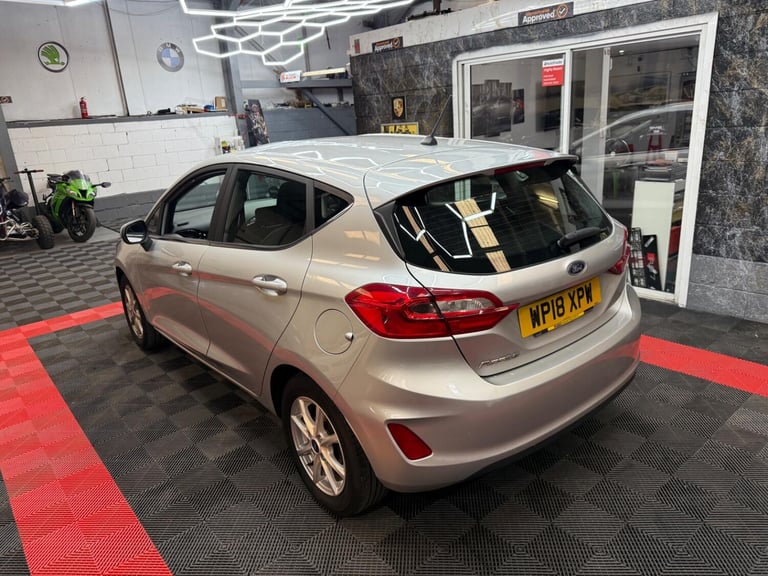 FORD FIESTA 1.0 T EcoBoost Zetec 2018