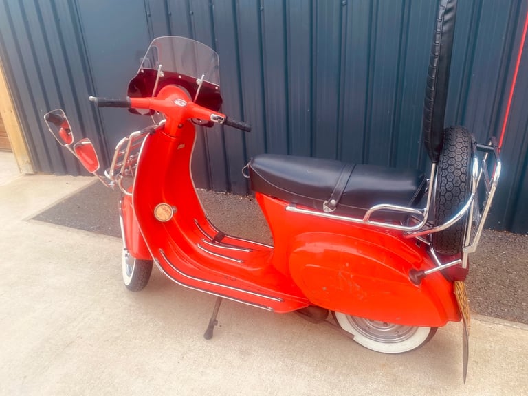 VESPA 100 1981 uk 