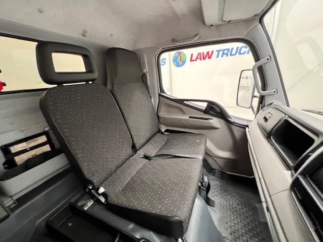 Mitsubishi Fuso Canter 7C18 Day Cab Box Van 