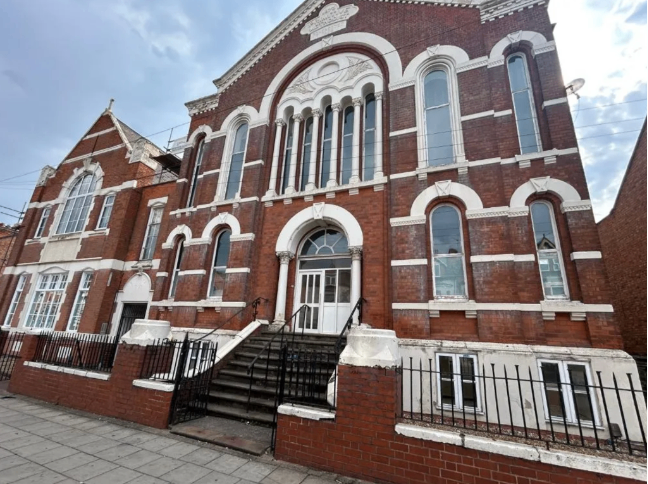 image for 2-bed Flat on Fosse Rd North LE3 *Available Now*