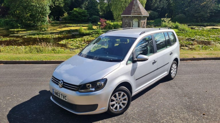 VOLKSWAGEN TOURAN 1.2 TSI BlueMotion Tech S 2012