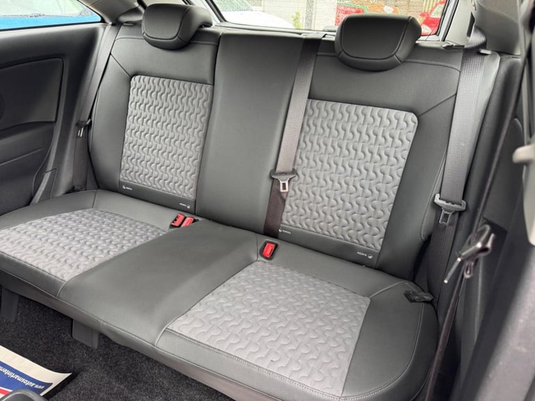 2013 Vauxhall Corsa 1.4 16V SE Euro 5 3dr HATCHBACK Petrol Manual