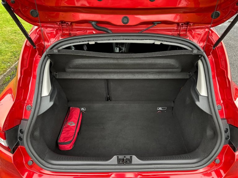 2015 Renault Clio 1.2 16V Dynamique Nav Euro 6 5dr HATCHBACK Petrol Manual