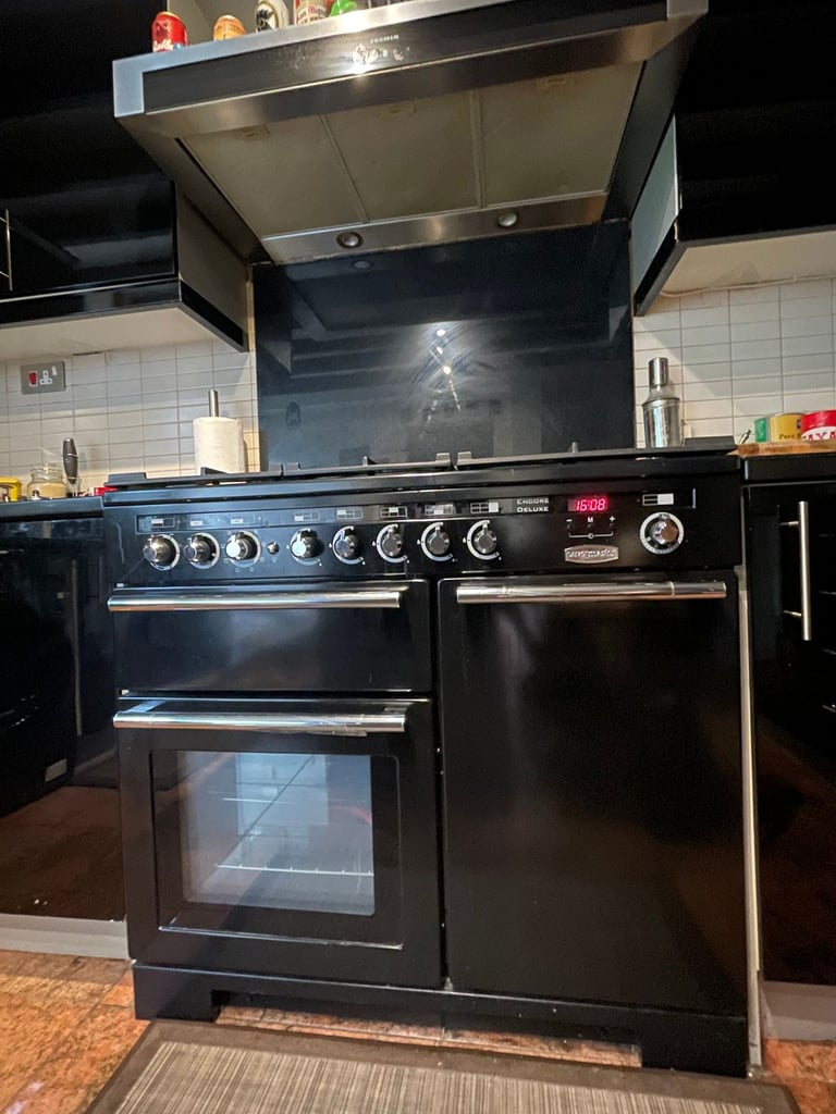 image for Rangemaster Encore Deluxe cooker and oven
