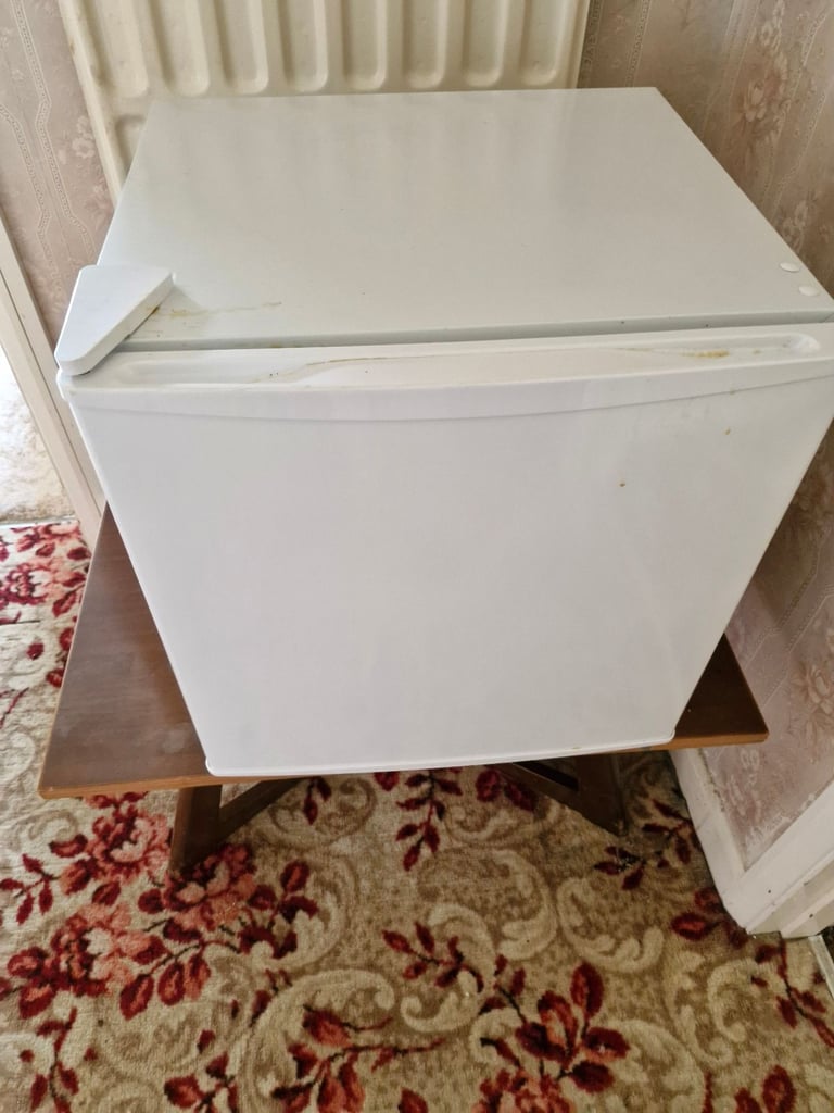 image for Mini fridge, very clean and in good working condition. 
