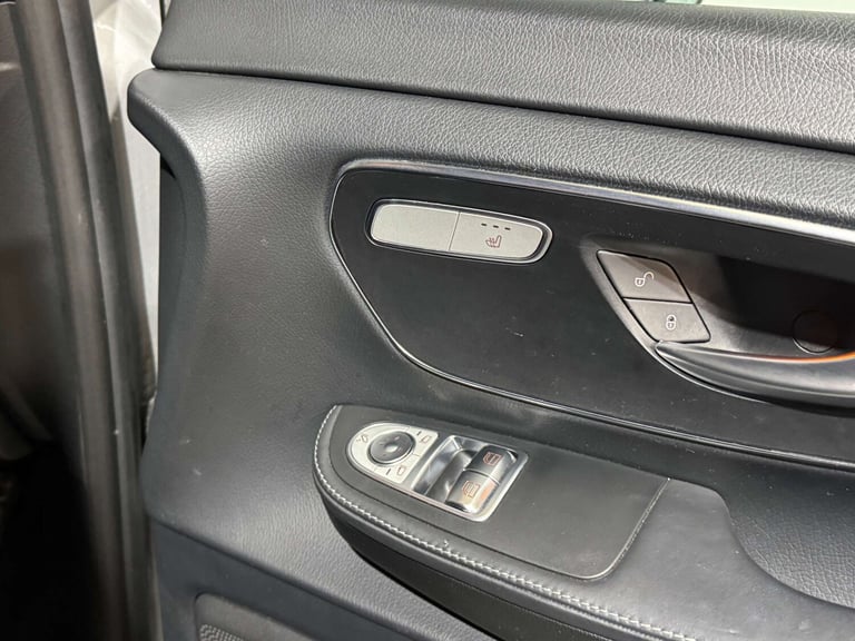 2020 Mercedes-Benz V-Class V250 d AMG Line 5dr Auto MPV DIESEL Automatic