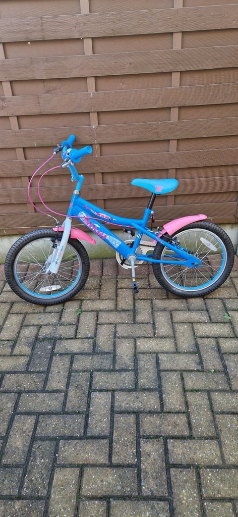 image for 18 INCH WHEEL GIRLS BIKE. EXCELLENT CONDITION.