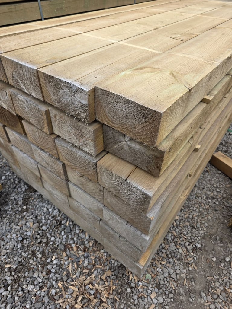 CHEAP TIMBER GARDEN SLEEPERS 2.4M