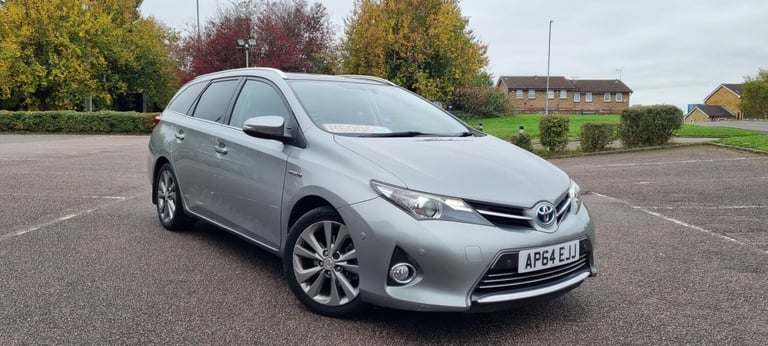 image for 2015 Toyota Auris 1.8 VVTi Hybrid Excel 5dr CVT Auto ESTATE Petrol/Electric Hybrid Automatic