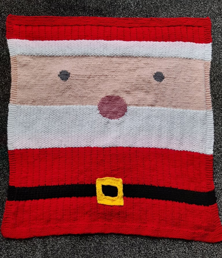 Hand knitted babies blanket 