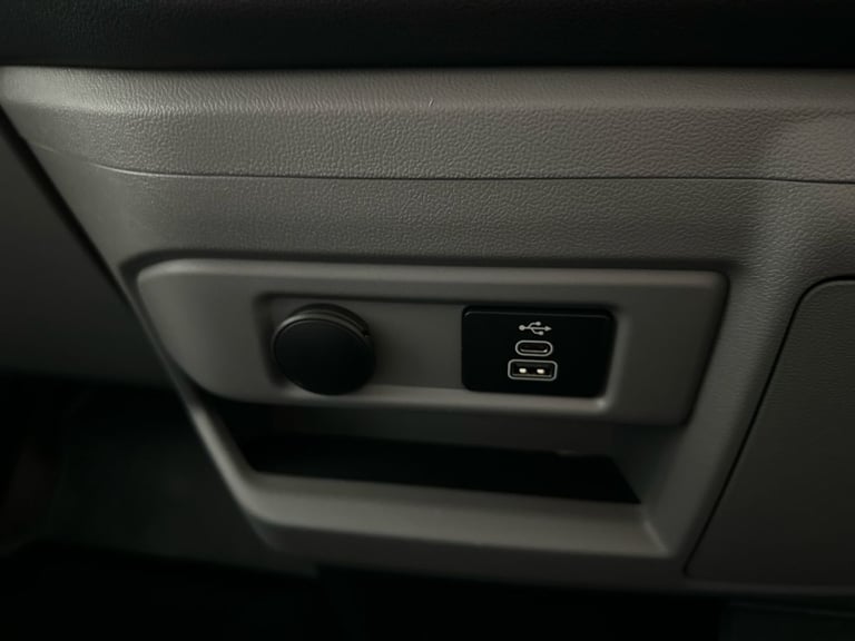 2025 Ford Transit Custom 100kW 65kWh H1 Van Limited Auto PANEL VAN ELECTRIC Automatic