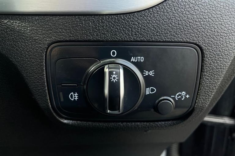 2022 Audi Q2 1.5 TFSI CoD 35 S line SUV 5dr [AUTO] POWER TAILGATE, SONOS AUDIO SYSTEM, D SUV Petr...