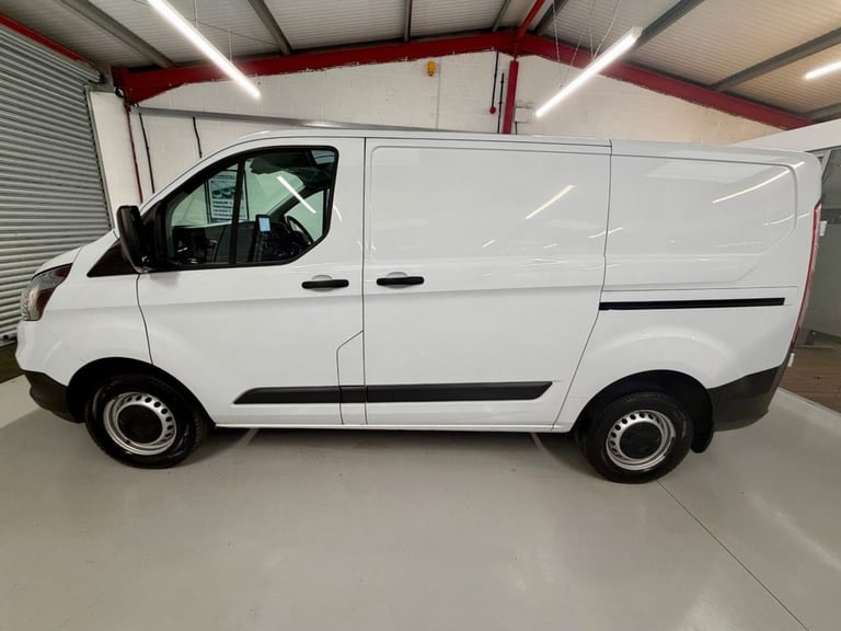 2020 69 FORD TRANSIT CUSTOM 2.0 260 ECOBLUE LEADER L1 SWB EURO 6 * 18,934 AIR CO