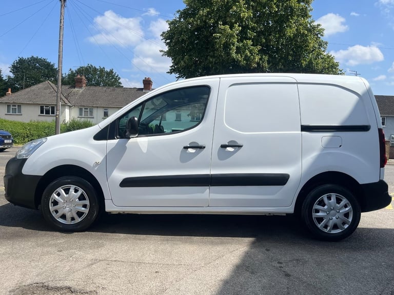 Peugeot Partner 850 1.6 HDi 92 Professional Panel Van DIESEL MANUAL 2016/16