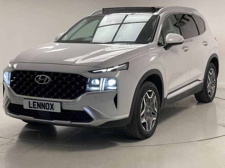 2022 Hyundai Santa Fe 1.6 T-GDi 13.8kWh Ultimate Auto 4WD Euro 6 (s/s) 5dr ESTATE Petrol/Electric...