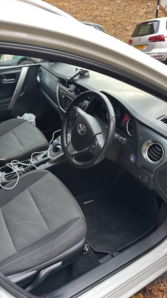 Toyota, AURIS, Estate, 2013, Other, 1798 (cc), 5 doors