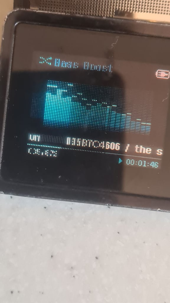 Samsung yp-k5j tilt and slide speaker 4gb mp3 player spares or repair-no sound