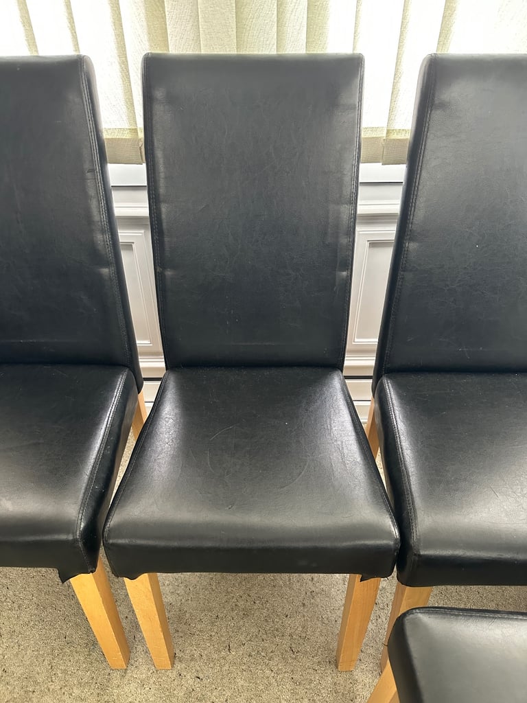 4x Black Dining Table Chairs