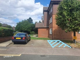 Parking Space available to rent in Enfield (EN2)