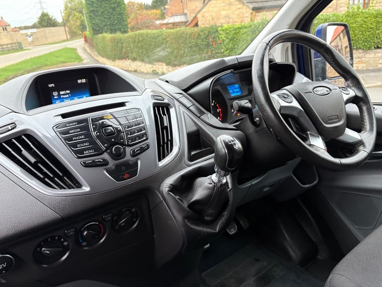 2017 Ford Transit Custom 2.0 TDCi 130ps Low Roof Limited Van PANEL VAN Diesel Manual