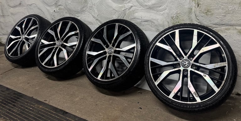 Set of 19inch Volkswagen Golf GTD Alloys & Tyres 5x112