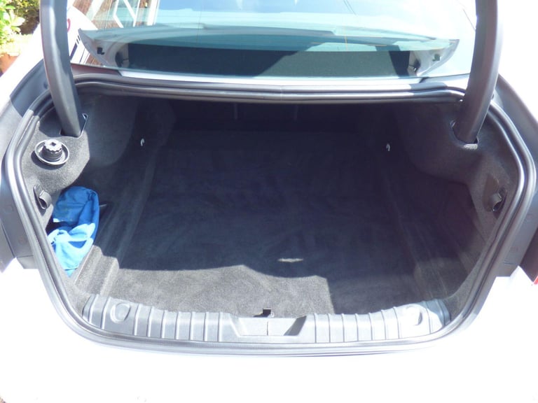 JAGUAR XF 2.0 d Prestige **Â