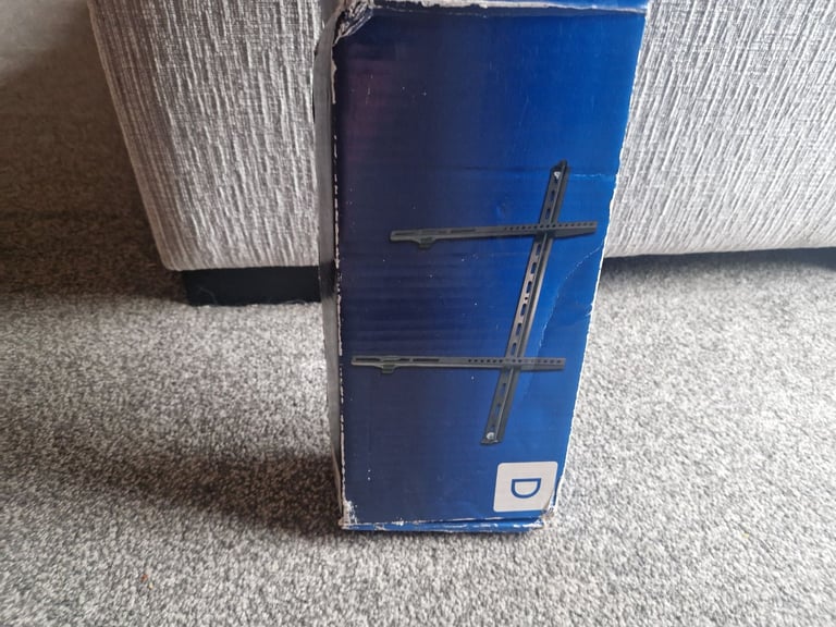 Tv wall bracket