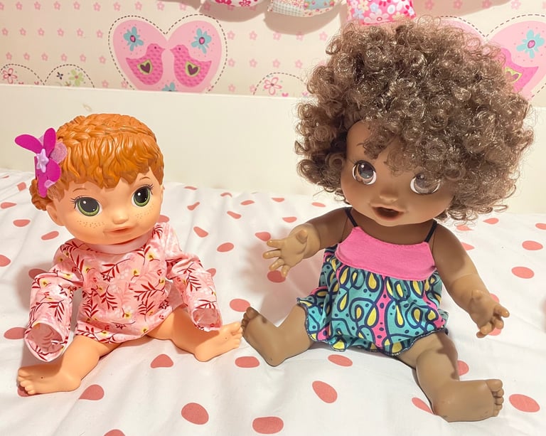 image for Girls Baby Alive dolls x 2 