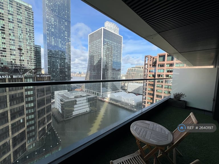 Studio flat in Ward's Place, London, E14 (#2640197)