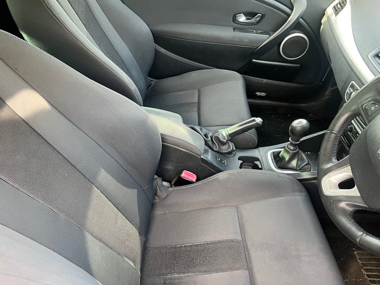 Renault, MEGANE, Coupe, 2010, Manual, 1461 (cc),2 doors - Image 8