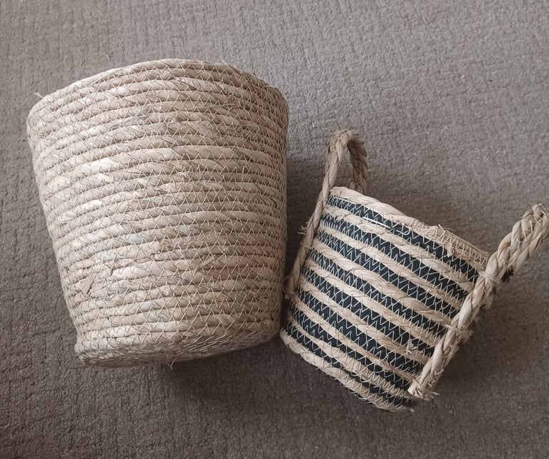 image for Plant baskets. Set of 2.